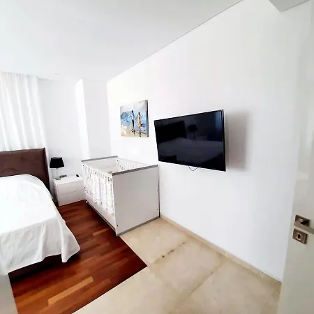 Luxury 6 Bedroom With Privet Pool In