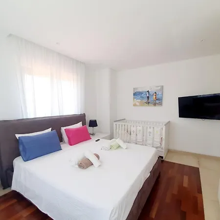 Luxury 6 Bedroom With Privet Pool In