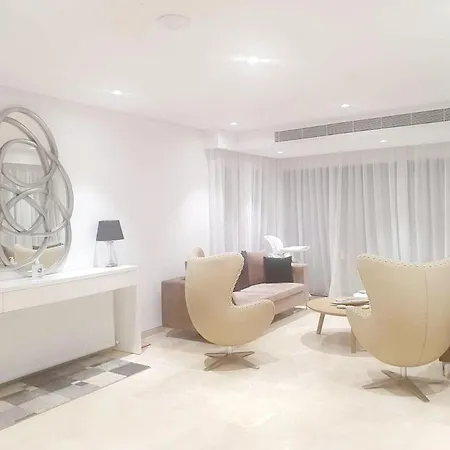 Luxury 6 Bedroom With Privet Pool In * Пафос
