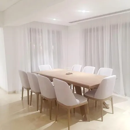 Luxury 6 Bedroom With Privet Pool In * Пафос